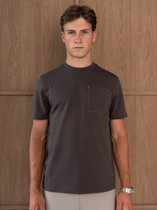 AYON POCKET T-SHIRT - DARK CHOCOLATE