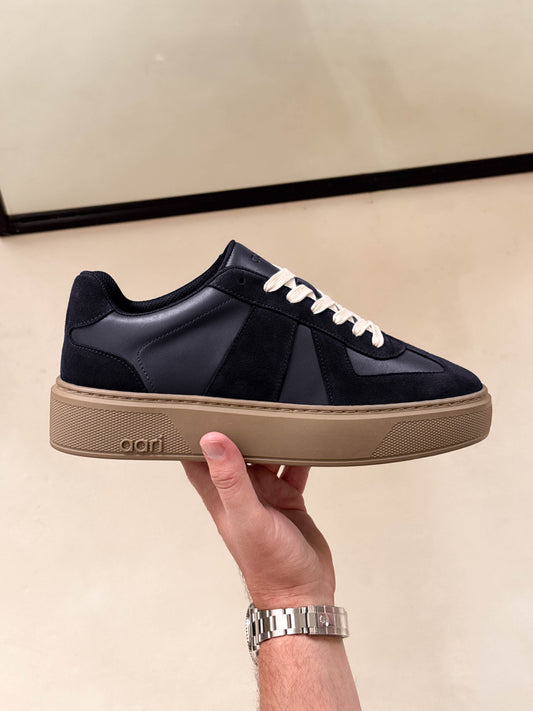 Narrone Court - Midnight/Gum