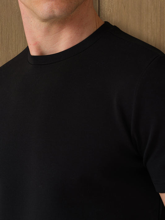 FORM T SHIRT - BLACK