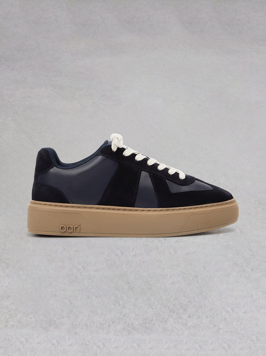 Narrone Court - Midnight/Gum
