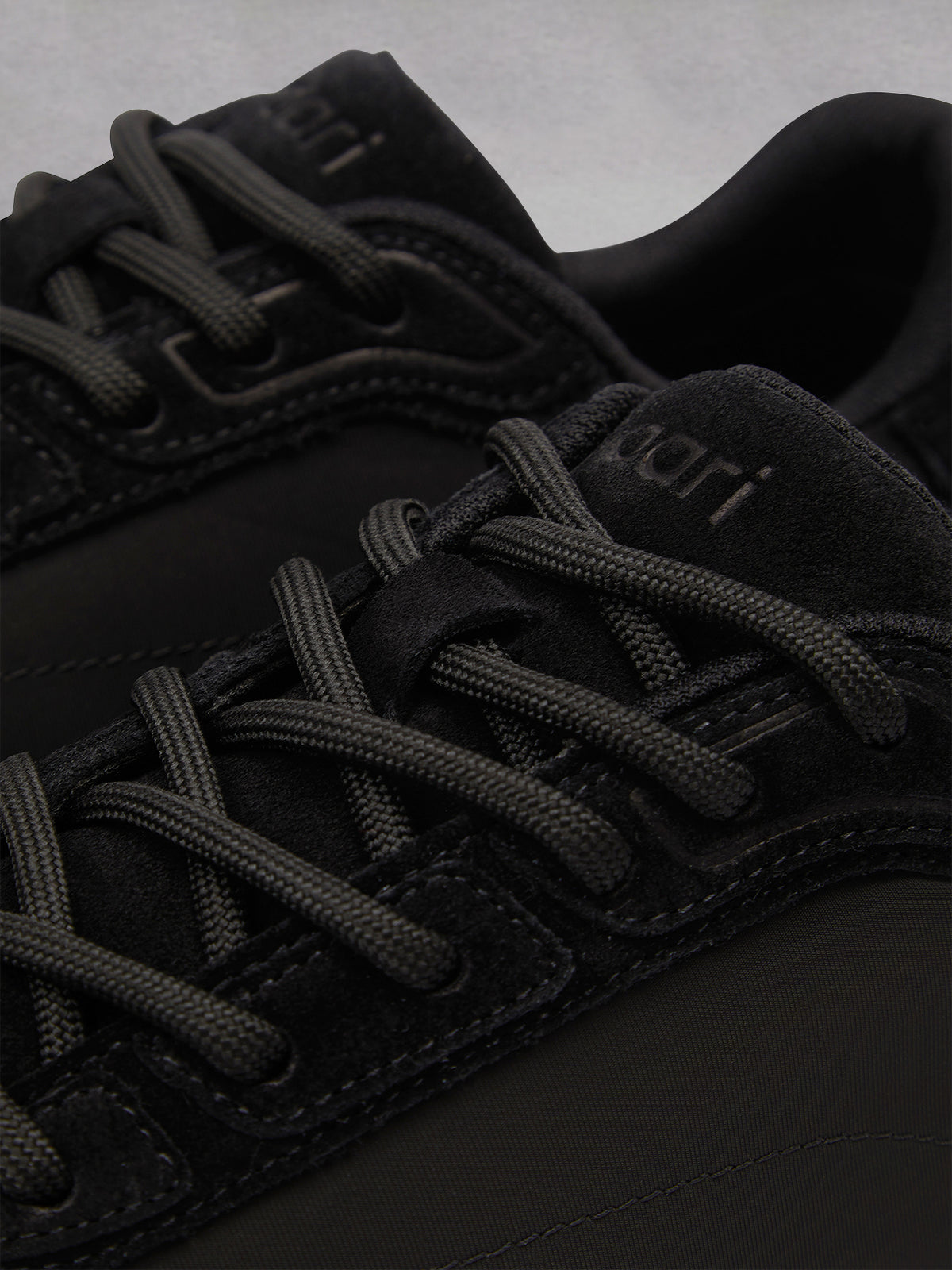LUX-1 RACER  - BLACK/ WHITE