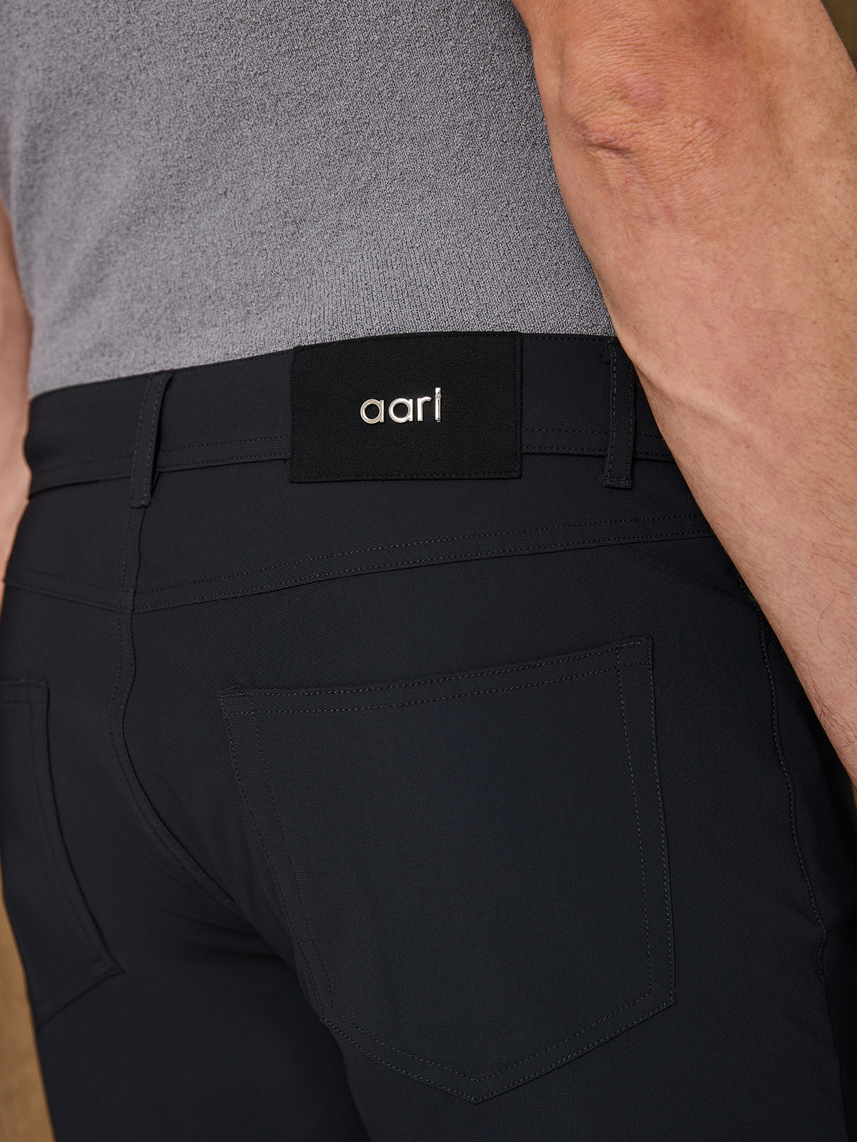 MODE 5 POCKET SHORT - BLACK
