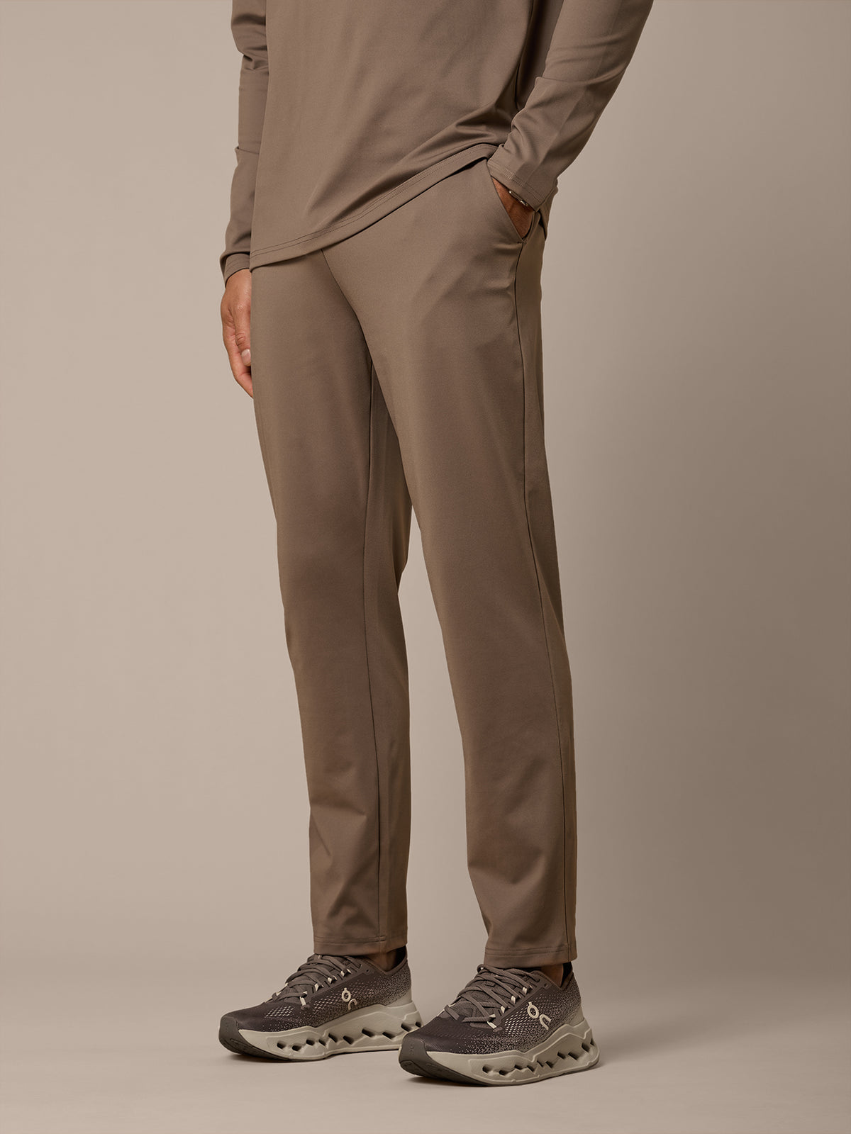 AERO LIGHTWEIGHT PANT - MOCHA