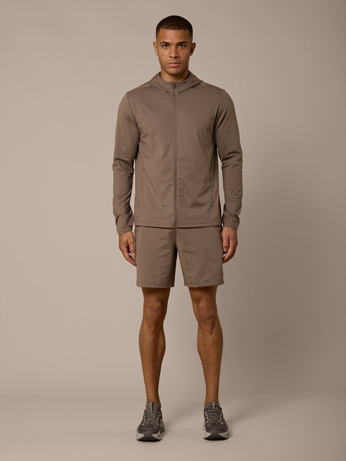 AERO  LIGHTWEIGHT SHORT - MOCHA