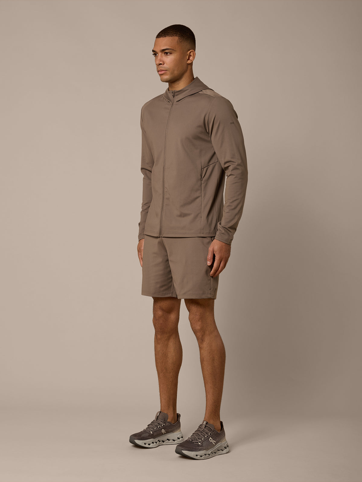 AERO  LIGHTWEIGHT SHORT - MOCHA