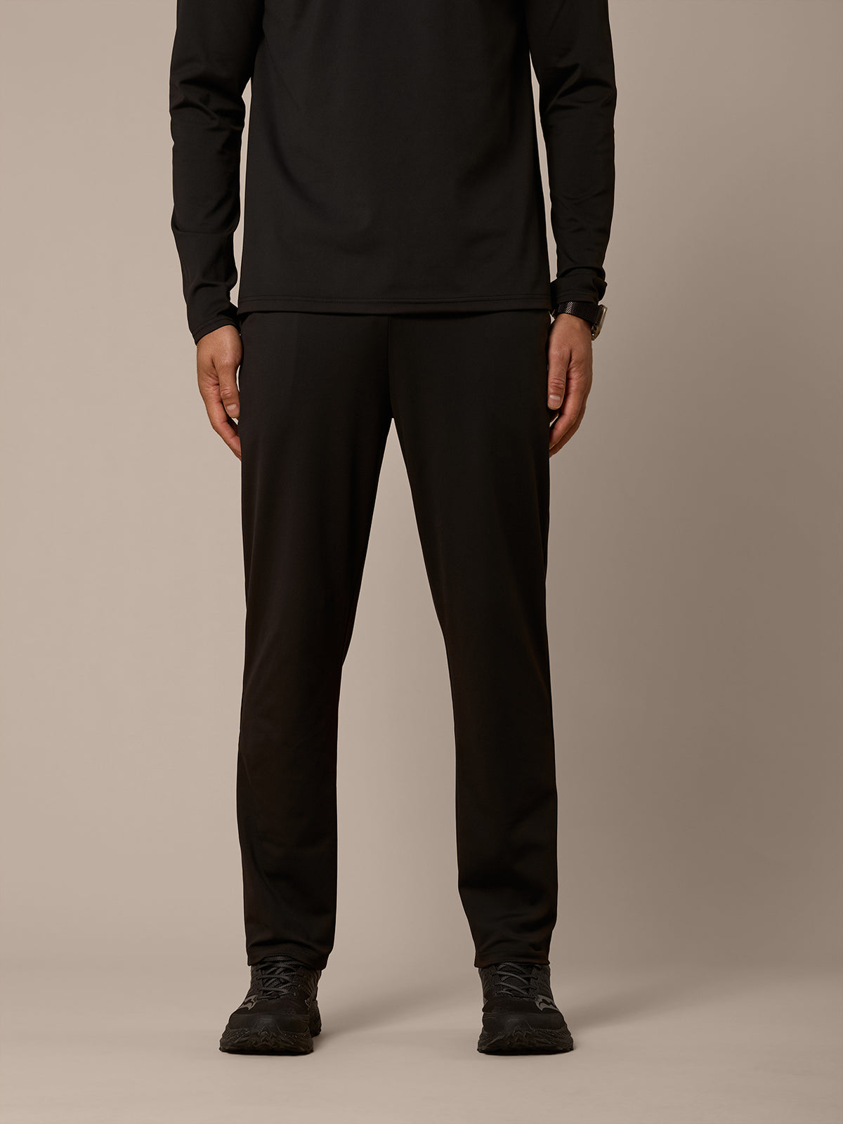 AERO LIGHTWEIGHT  FULL ZIP TRACKSUIT - BLACK
