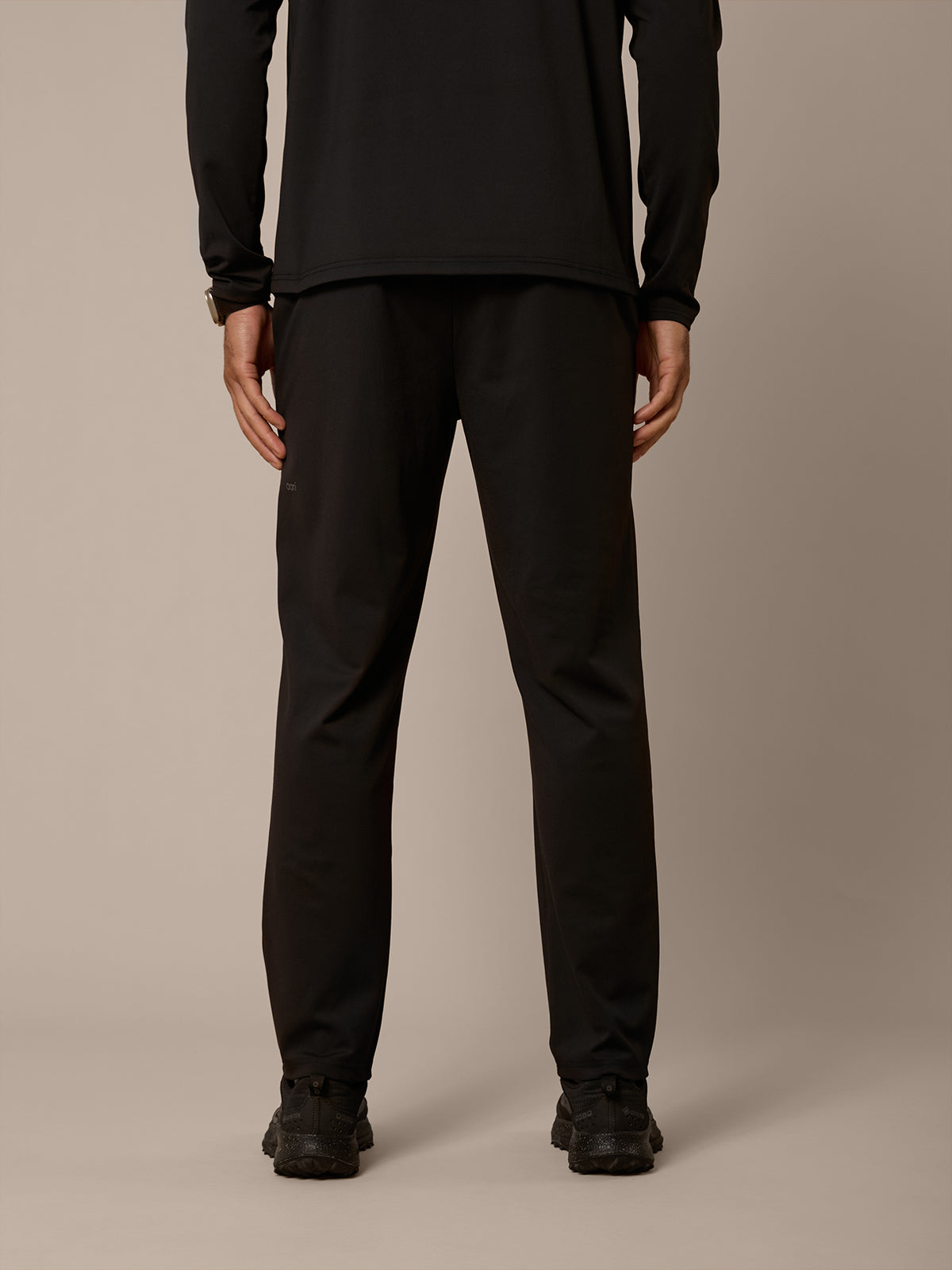 AERO LIGHTWEIGHT PANT - BLACK