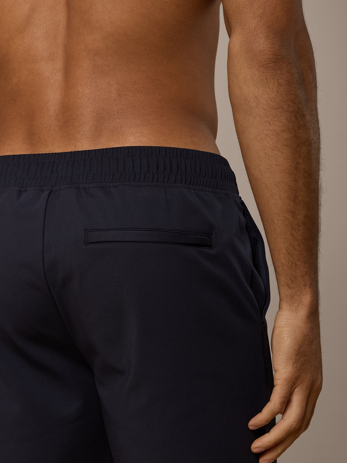 AERO LIGHTWEIGHT SHORT - SHADOWCORE