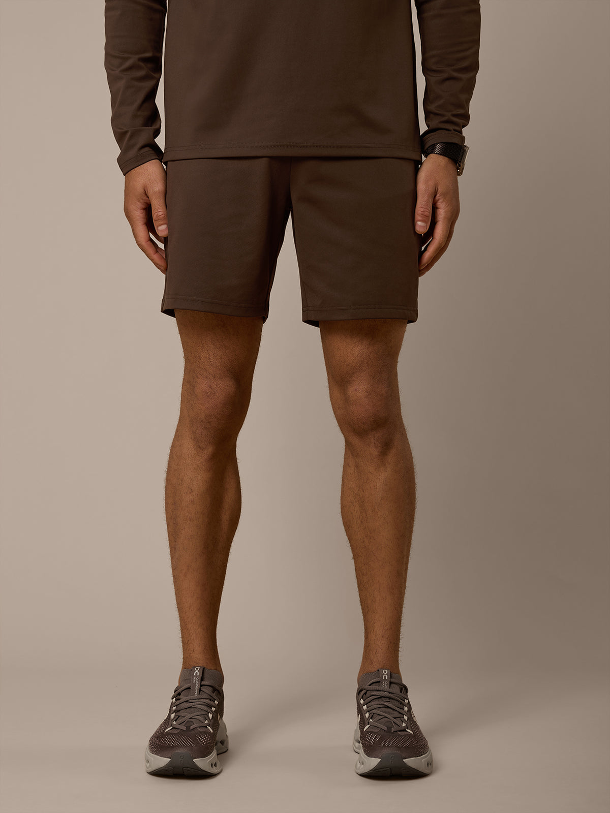 AERO LIGHTWEIGHT SHORT - DARK CHOCOLATE