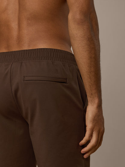 AERO LIGHTWEIGHT SHORT - DARK CHOCOLATE