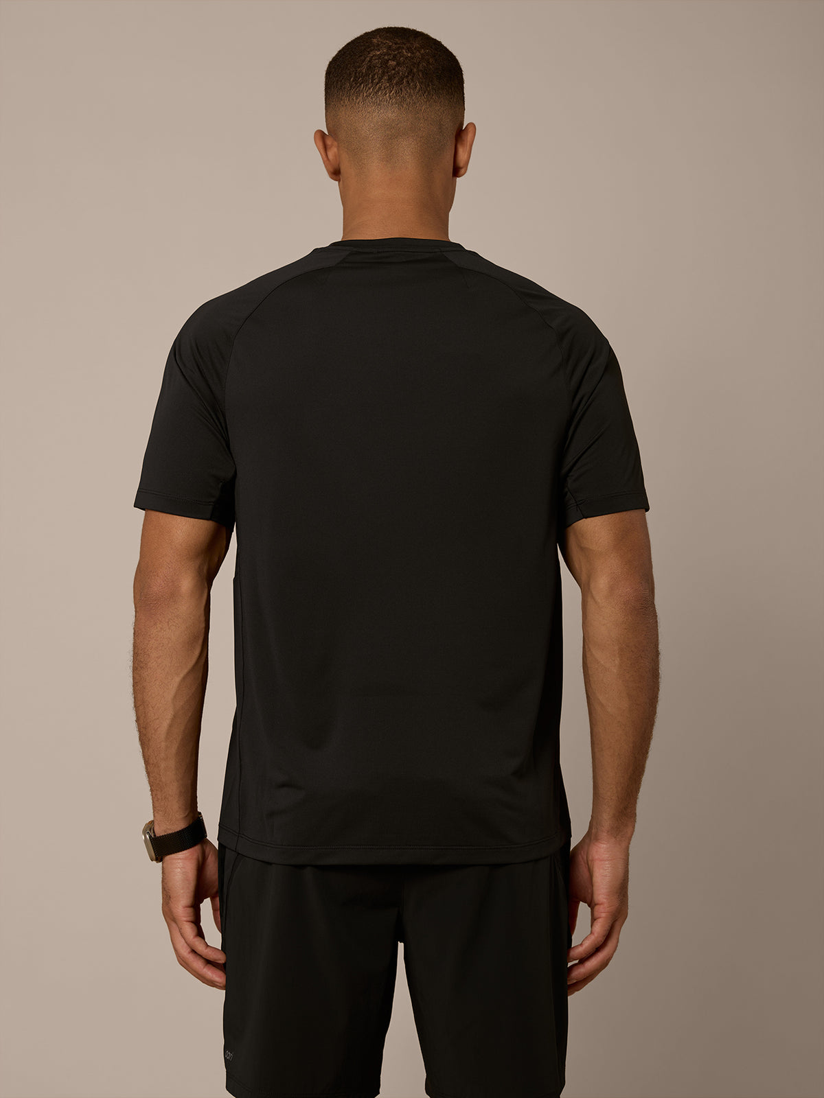 STRATA CORE T-SHIRT - BLACK