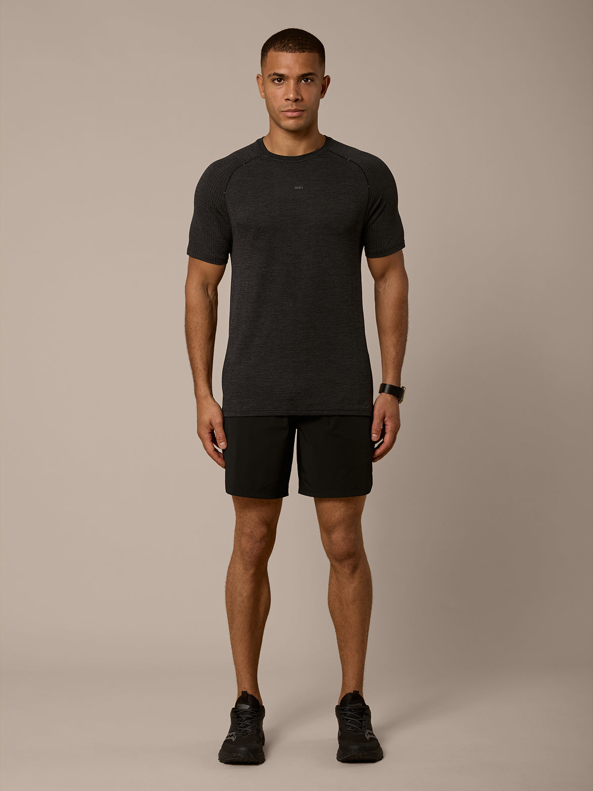 VEIL SEAMLESS TEE - BLACK/SLATE HEATHER