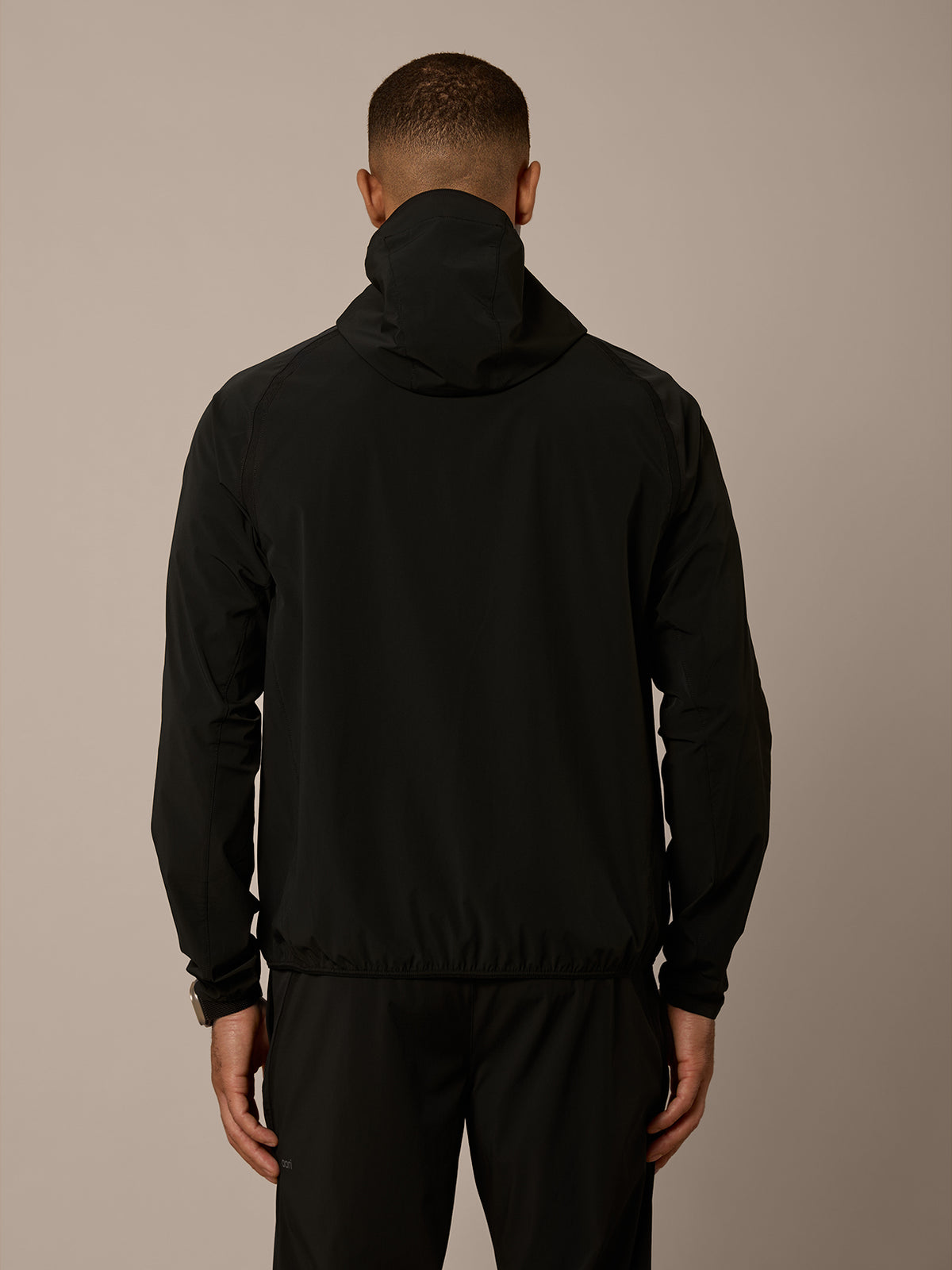STRATA CORE HOOD - BLACK