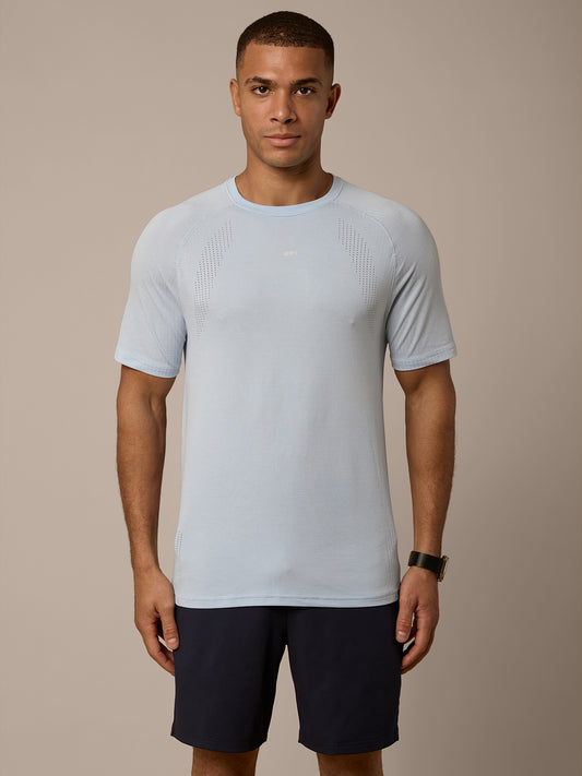 VEIL SEAMLESS TEE - WINTER BREEZE/WHITE