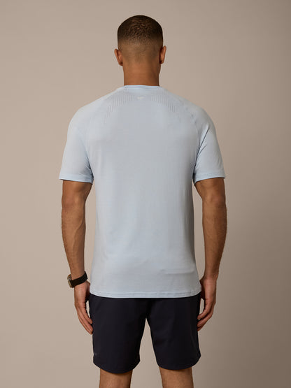VEIL SEAMLESS TEE - WINTER BREEZE/WHITE