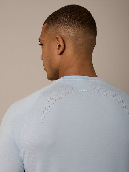 VEIL SEAMLESS TEE - WINTER BREEZE/WHITE