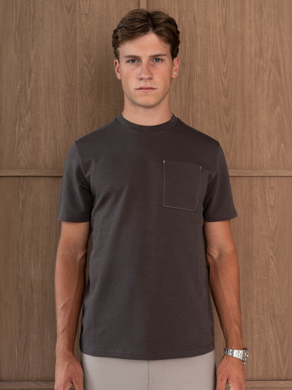 AYON POCKET T-SHIRT  - DARK CHOCOLATE